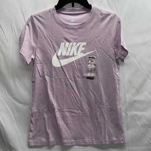 NWOT- Nike Light Purple Tee Size Small